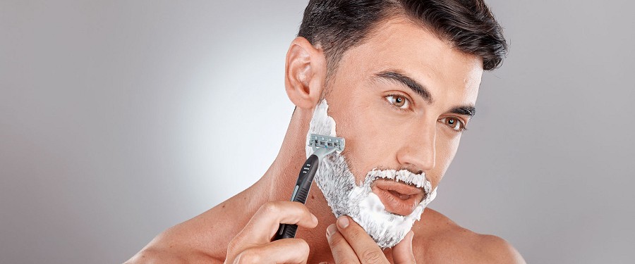 Cómo cuidar la piel antes y después del afeitado - Cosmética Masculina