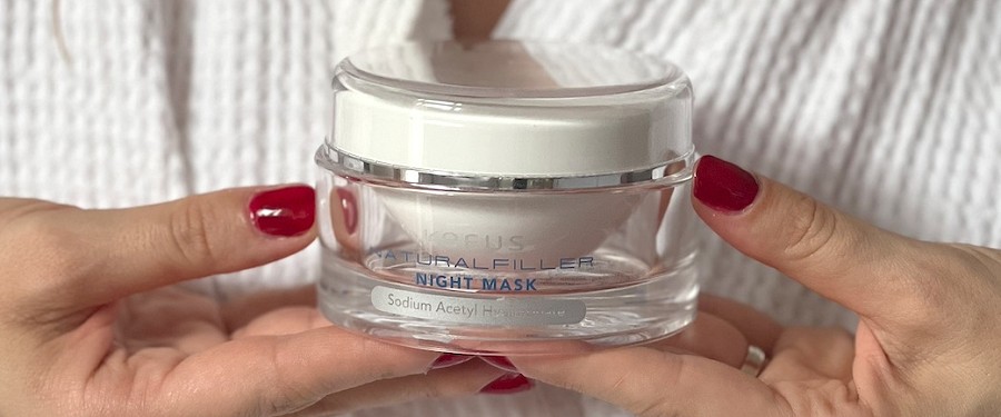 Creme noturno e rotina facial: como nutrir e hidratar a pele seca e cansada